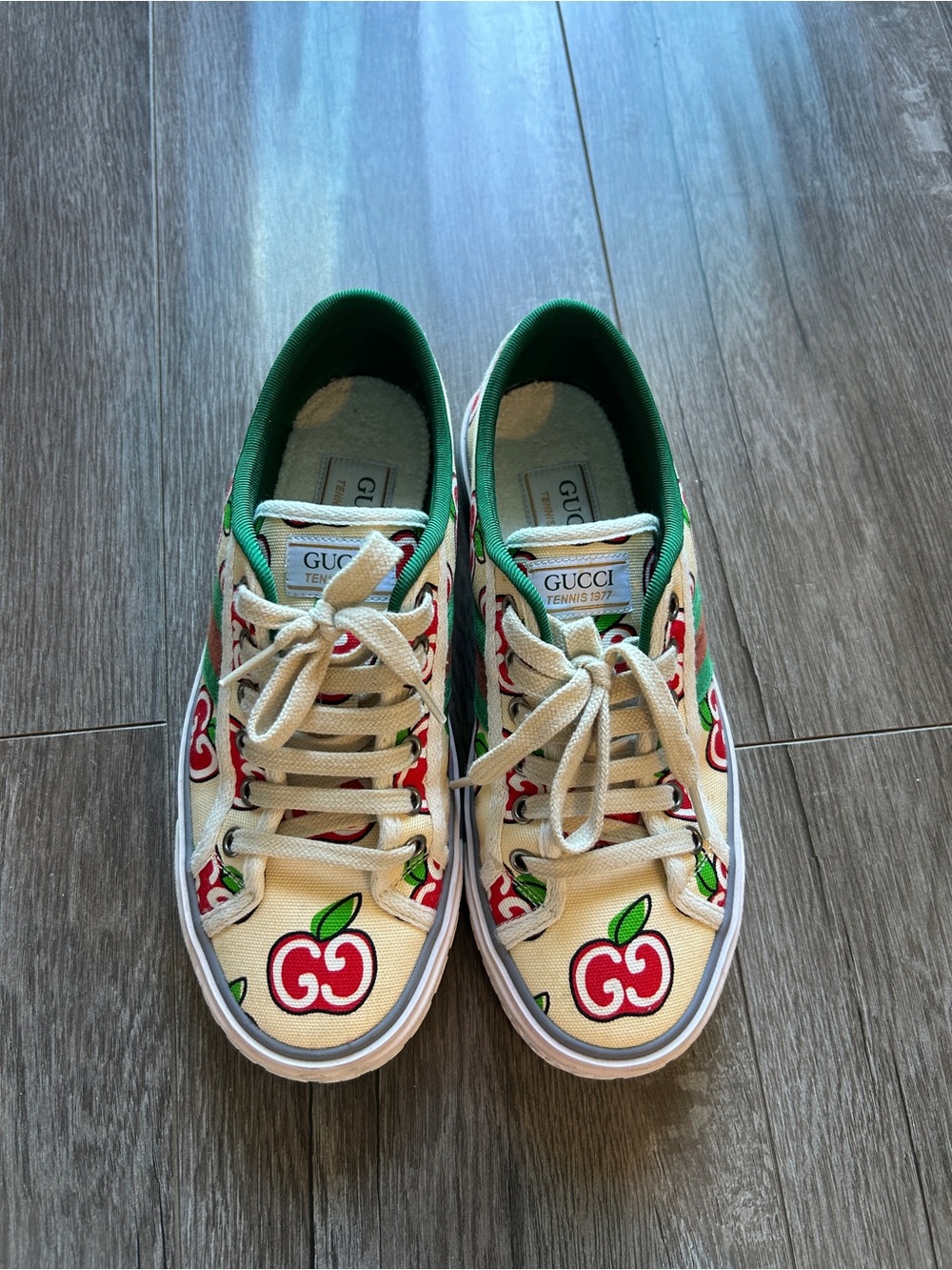 Gucci GG Apple logo all over sneakers
